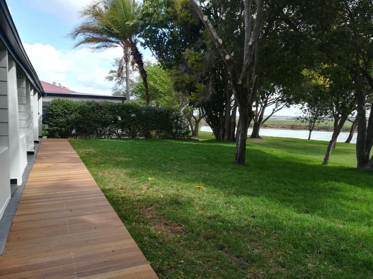 The Gamtoos Ferry Hotel Jeffreys Bay Bagian luar foto