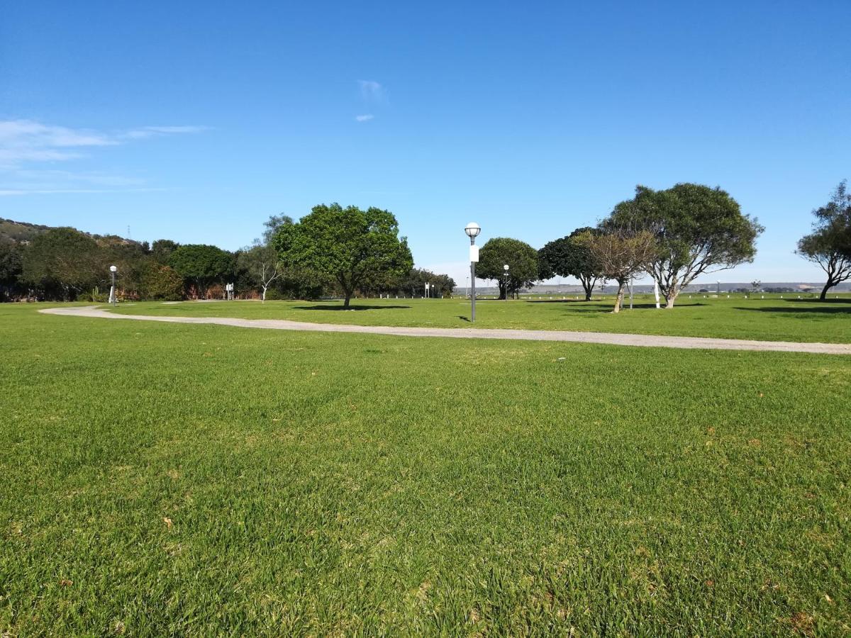 The Gamtoos Ferry Hotel Jeffreys Bay Bagian luar foto